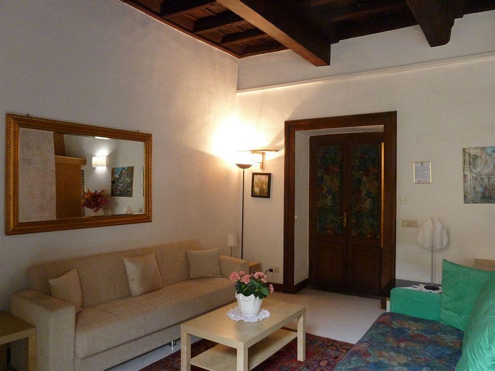 Bb Santa Rosa Bed & Breakfast วิแตร์โบ ภายนอก รูปภาพ