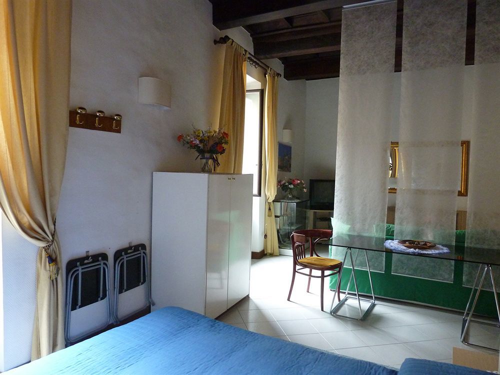 Bb Santa Rosa Bed & Breakfast วิแตร์โบ ภายนอก รูปภาพ