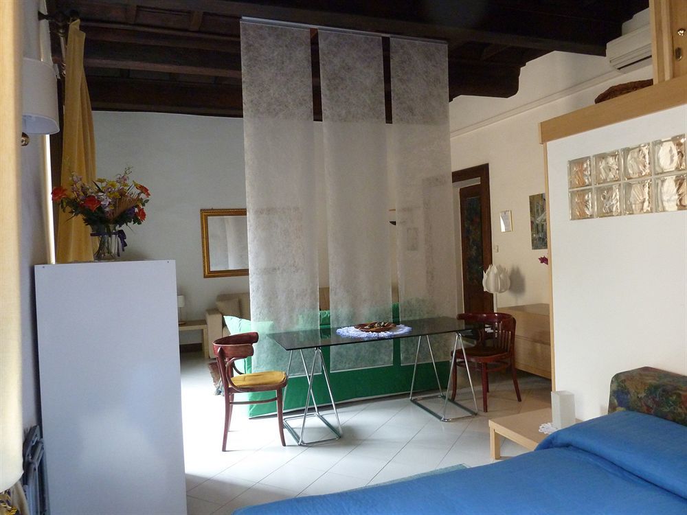 Bb Santa Rosa Bed & Breakfast วิแตร์โบ ภายนอก รูปภาพ